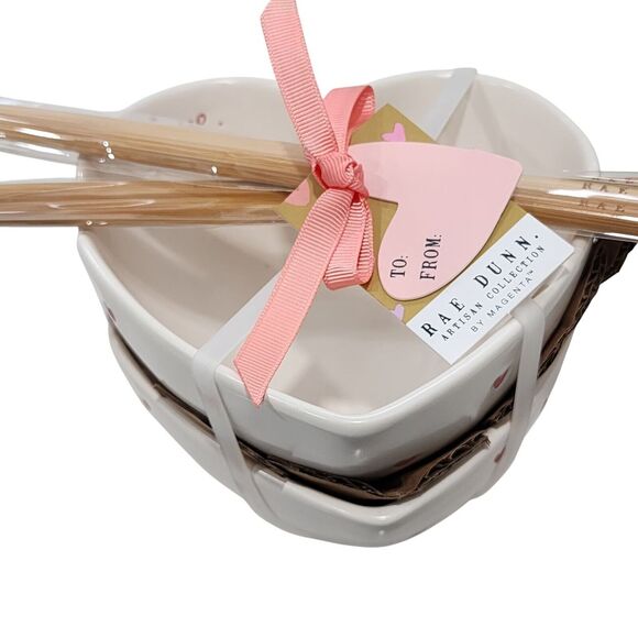 Rae Dunn Set of 2 Heart Shaped Ceramic Ramen‎ Noodle Bowl With Chopsticks NEW - Picture 7 of 16